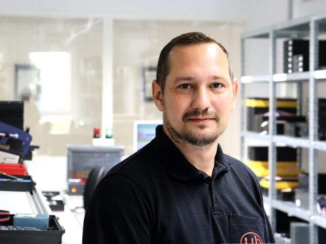 Ein Portrait des Micro-Hybrid Produktionsleiters Steve Körbs.