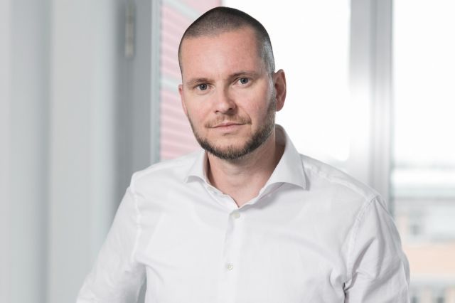 Portrait of Dr. Knuth Baumgärtel, managing director of Micro-Hybrid Electronic GmbH